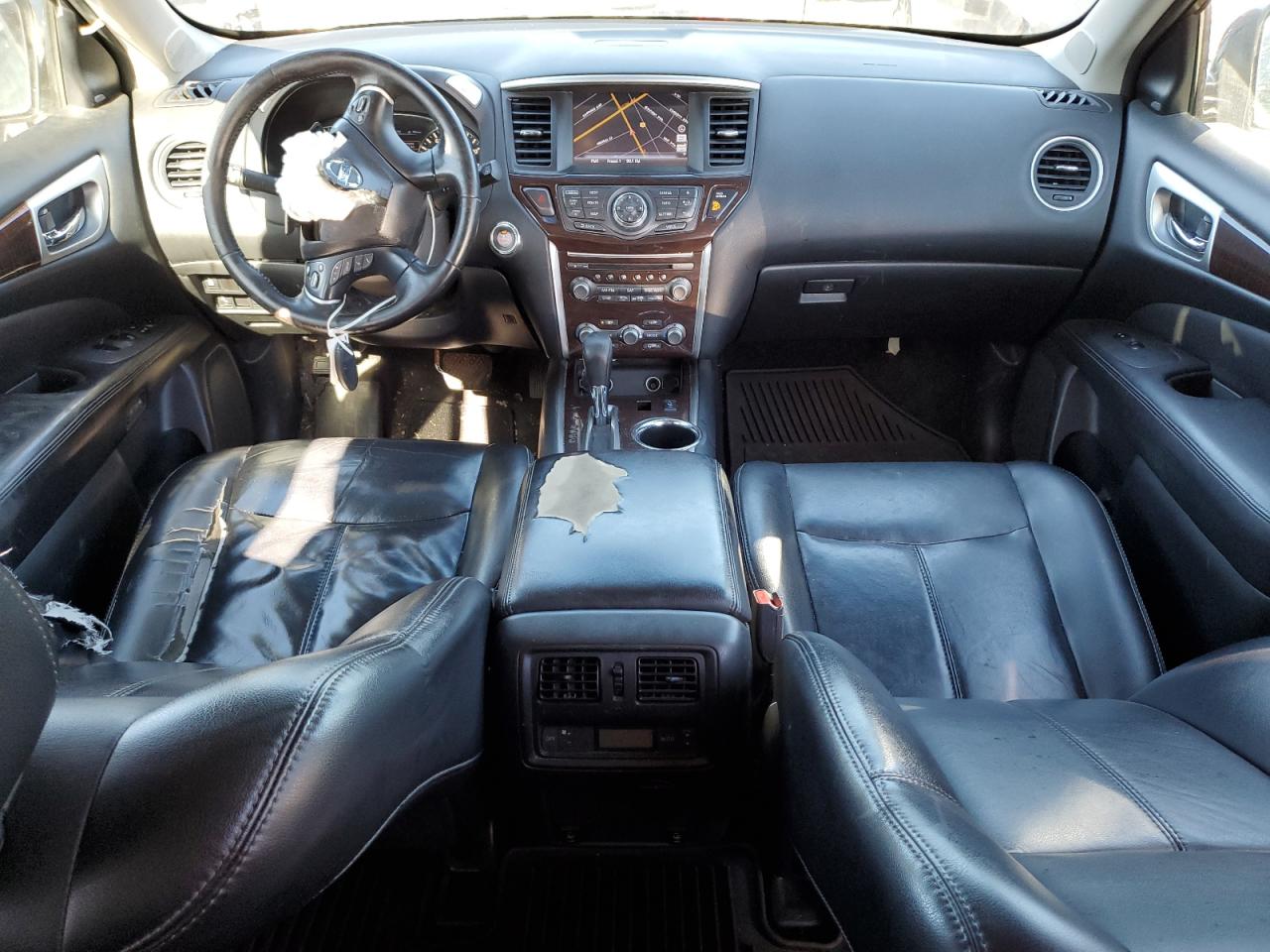 2015 Nissan Pathfinder - Image 8