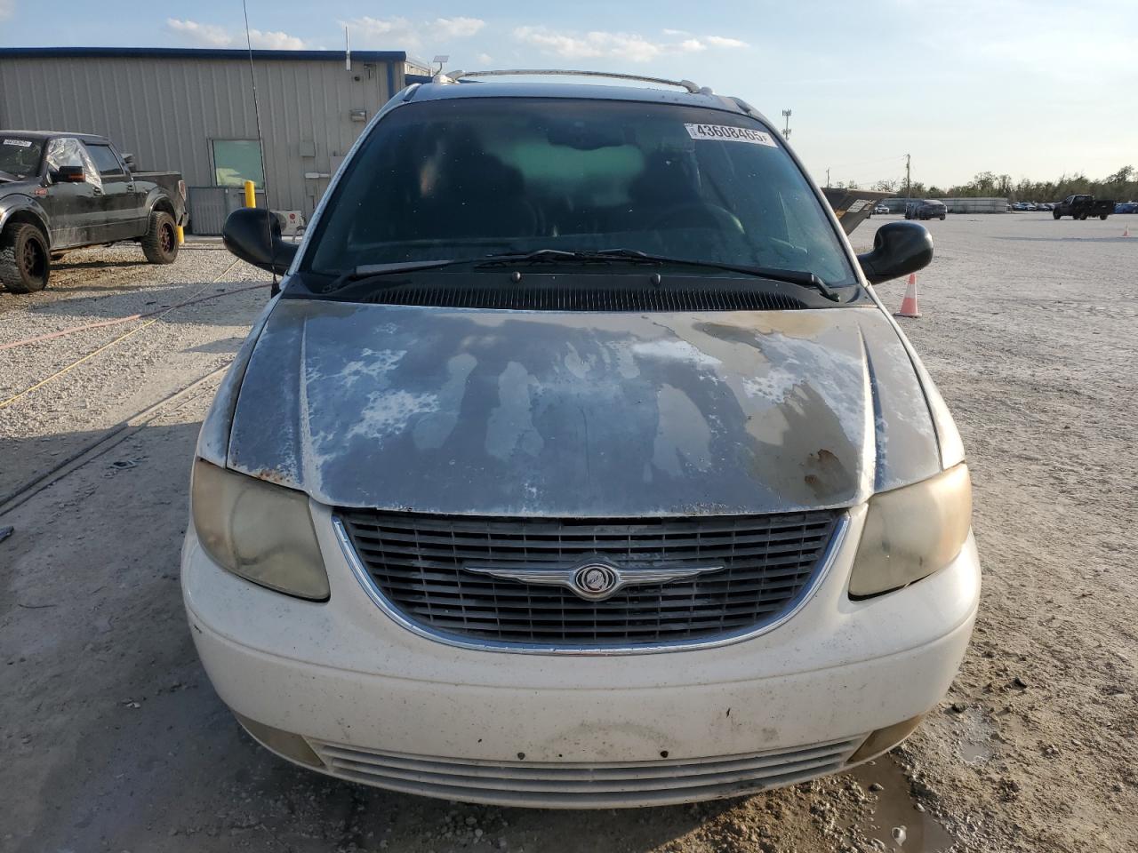 2002 Chrysler Town & Country - Image 5