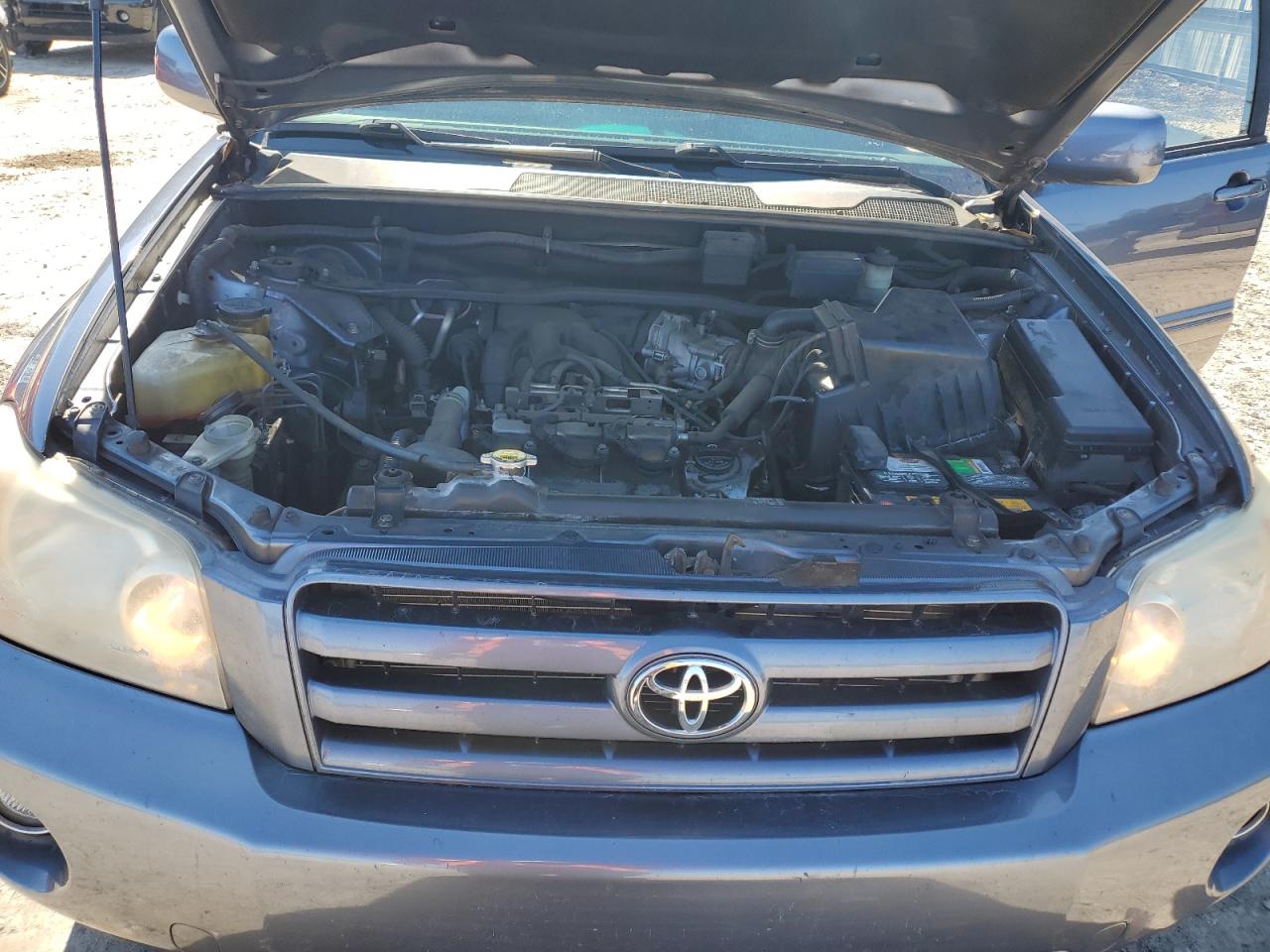 2007 Toyota Highlander - Image 12