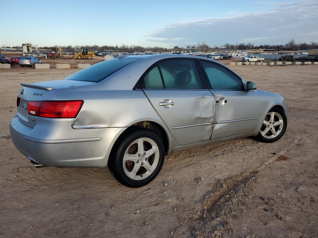 2009 Hyundai Sonata - Image 3