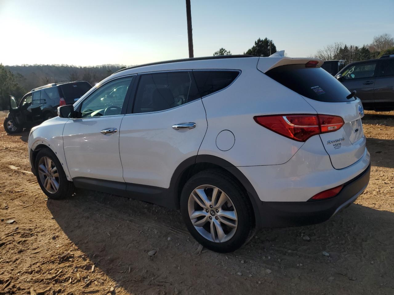 2014 Hyundai Santa Fe - Image 2