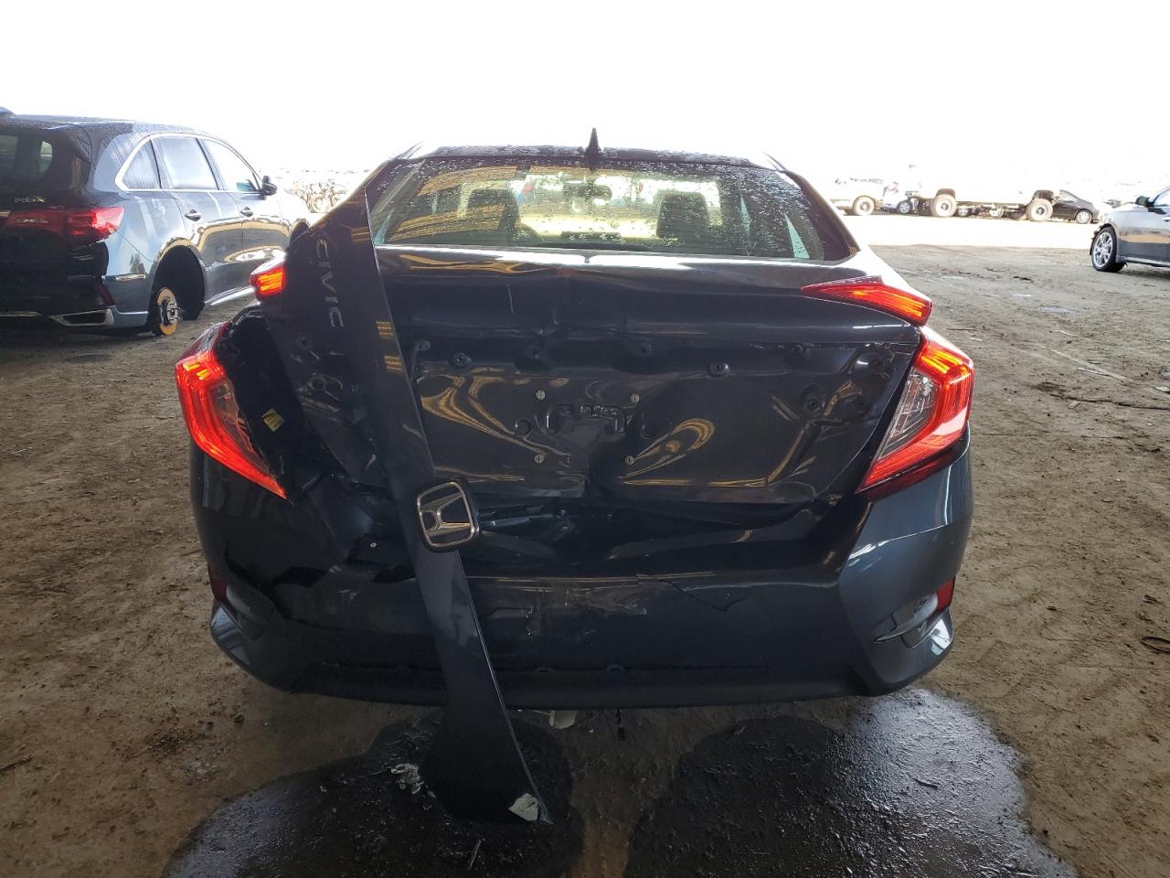 2018 Honda Civic - Image 6