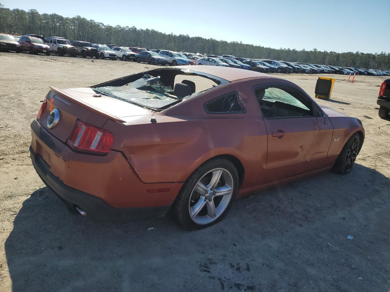 2011 Ford Mustang - Image 3