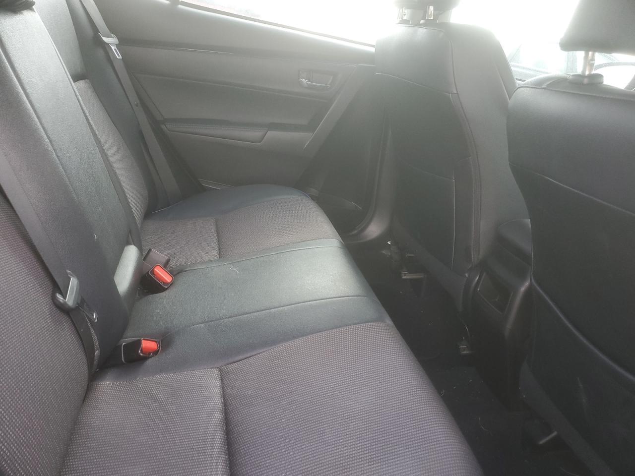 2018 Toyota Corolla - Image 10