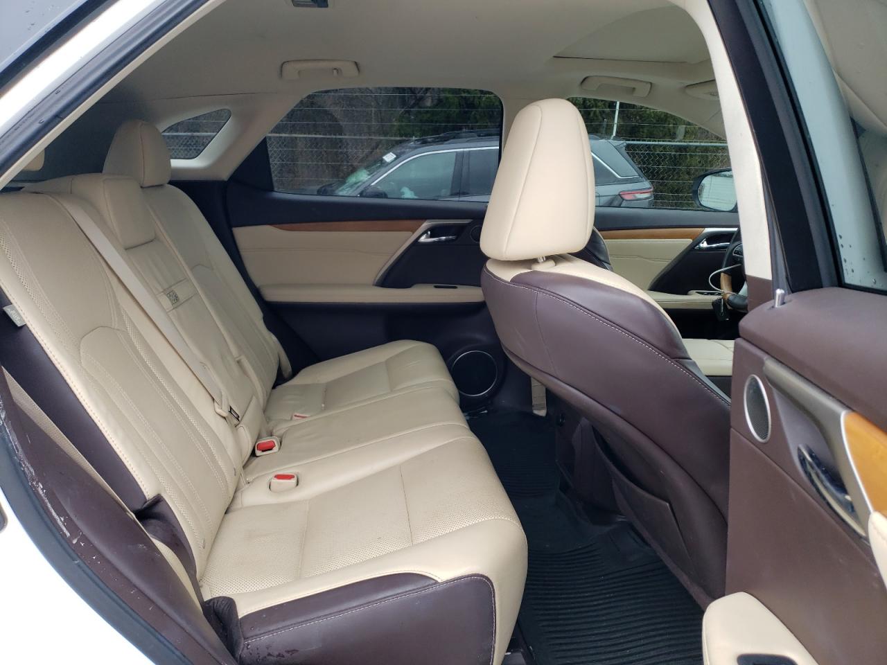 2017 Lexus RX - Image 11