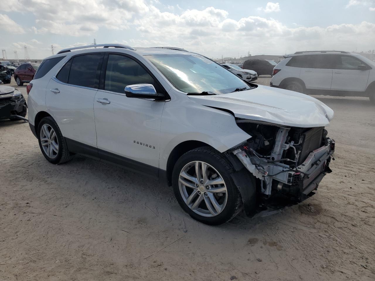 2019 Chevrolet Equinox - Image 4