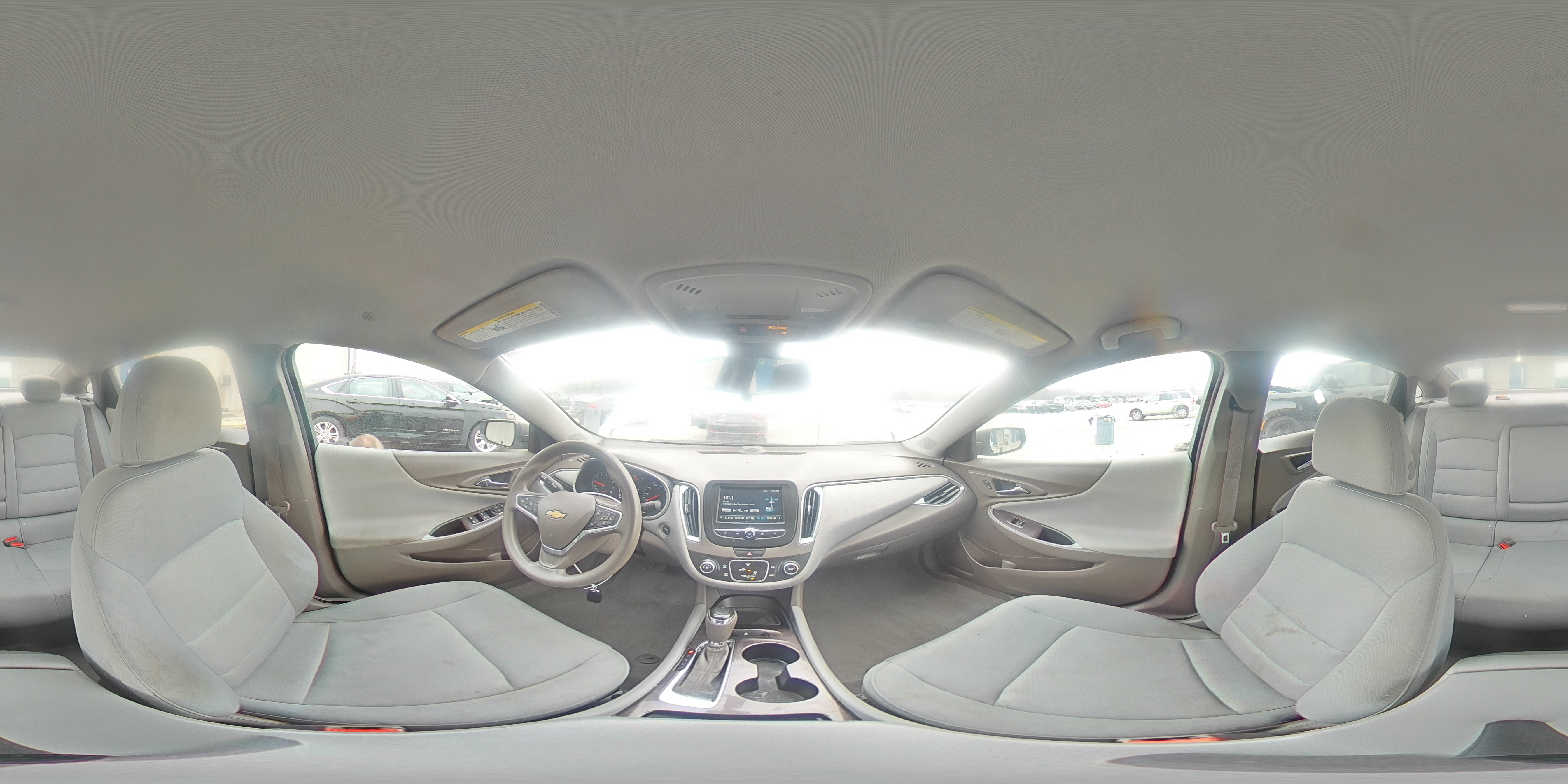 2018 Chevrolet Malibu - Image 15