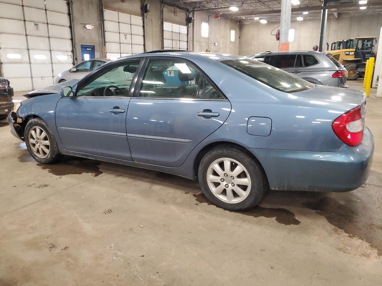 2004 Toyota Camry - Image 2
