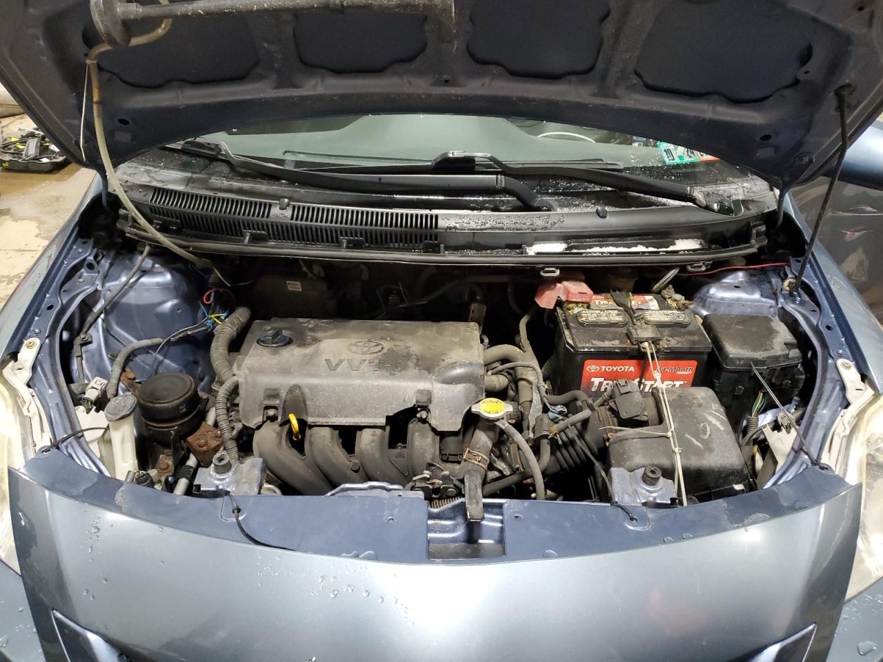 2012 Toyota Yaris - Image 11