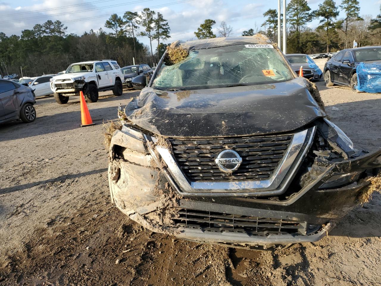 2021 Nissan Rogue - Image 5