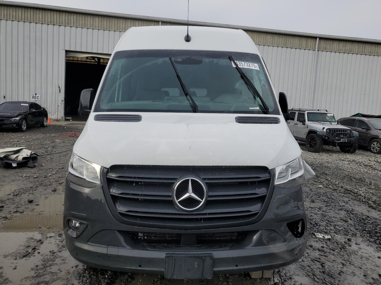 2024 Mercedes-Benz Sprinter - Image 5
