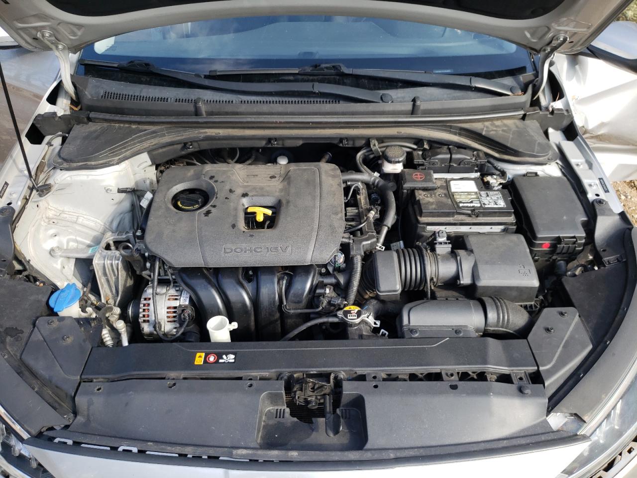 2020 Hyundai Elantra - Image 12