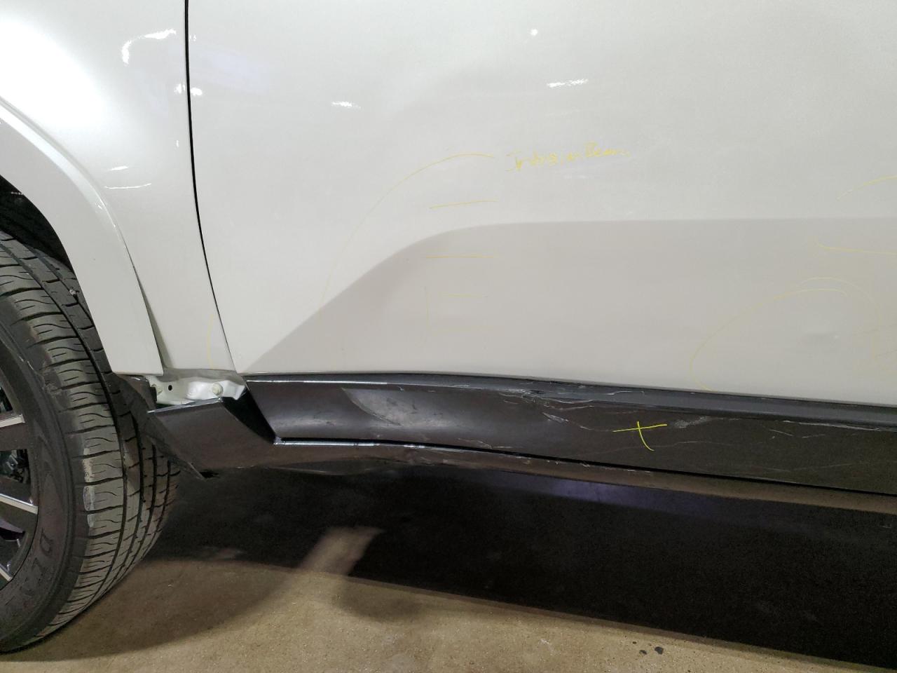 2024 Lexus GX - Image 13