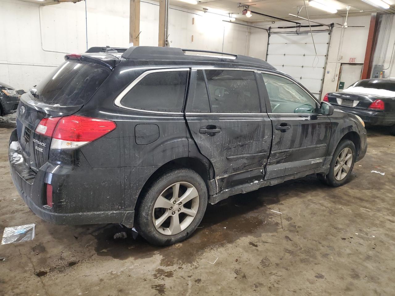 2014 Subaru Outback - Image 3