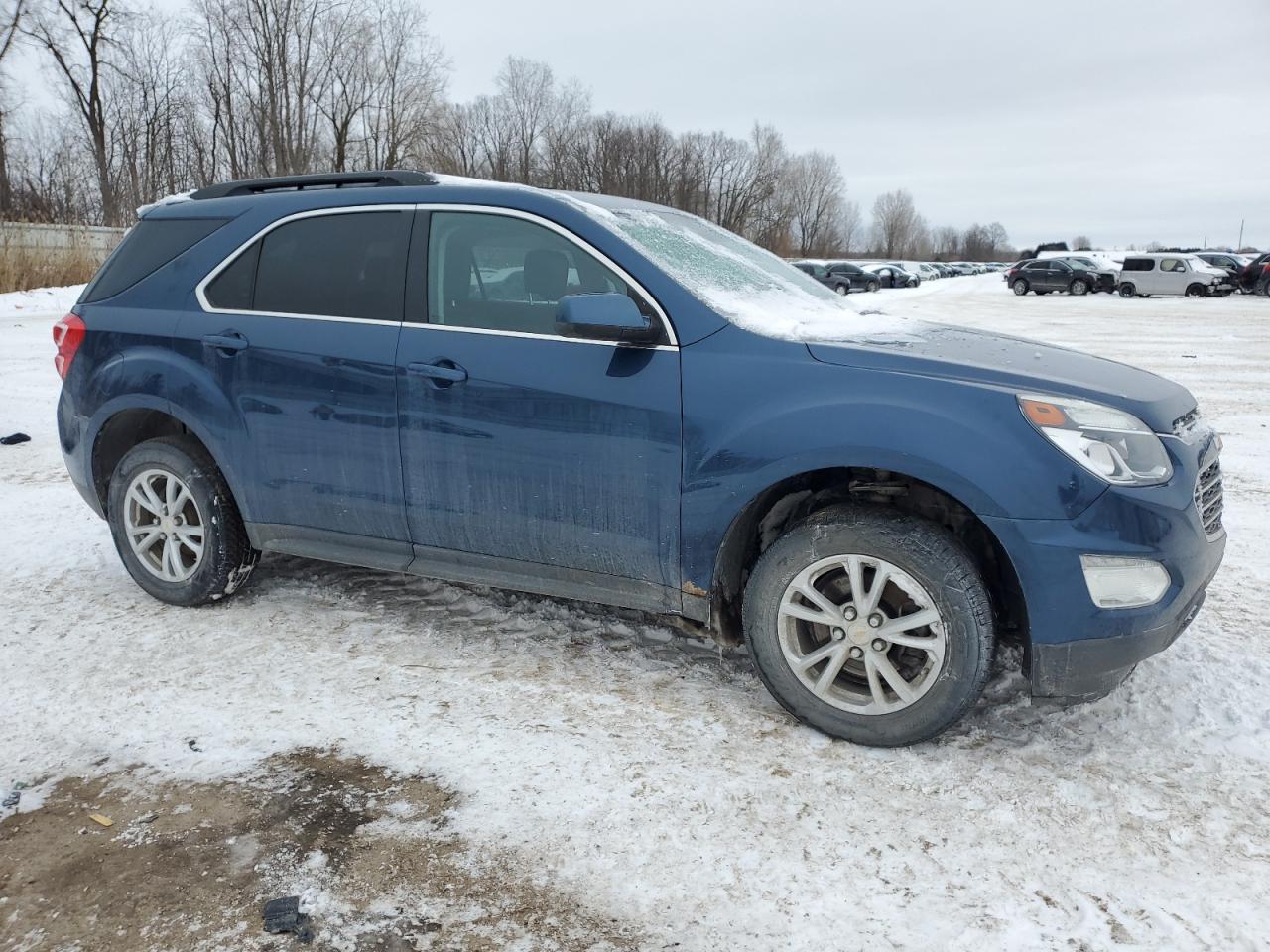 2017 Chevrolet Equinox - Image 4