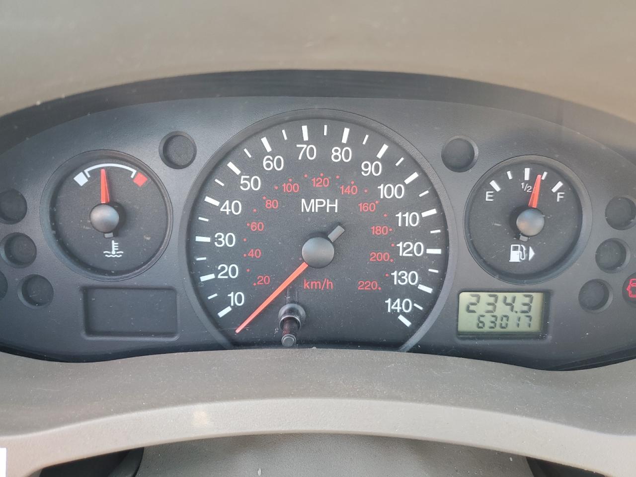 2005 Ford Focus - Image 9