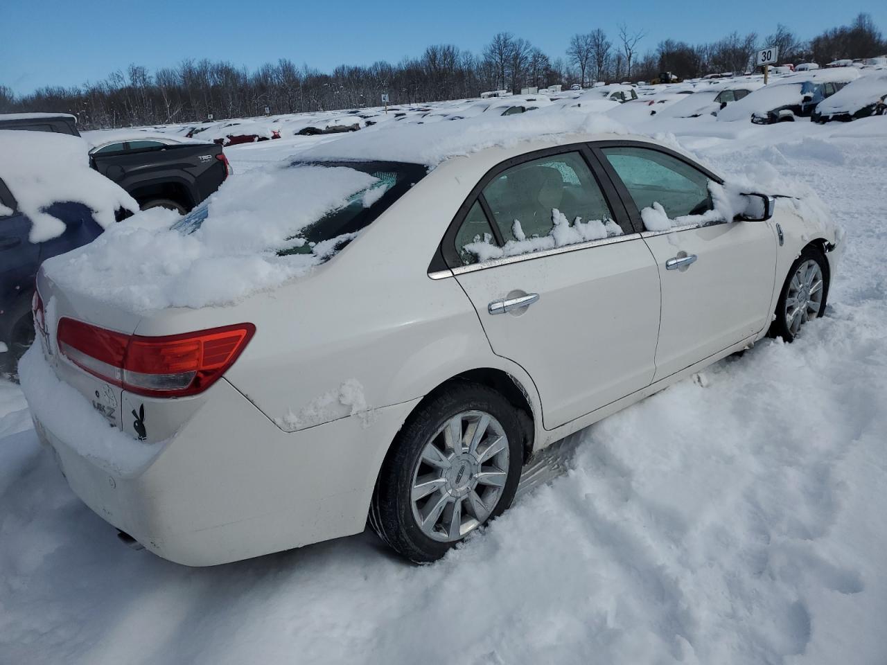 2012 Lincoln MKZ - Image 3