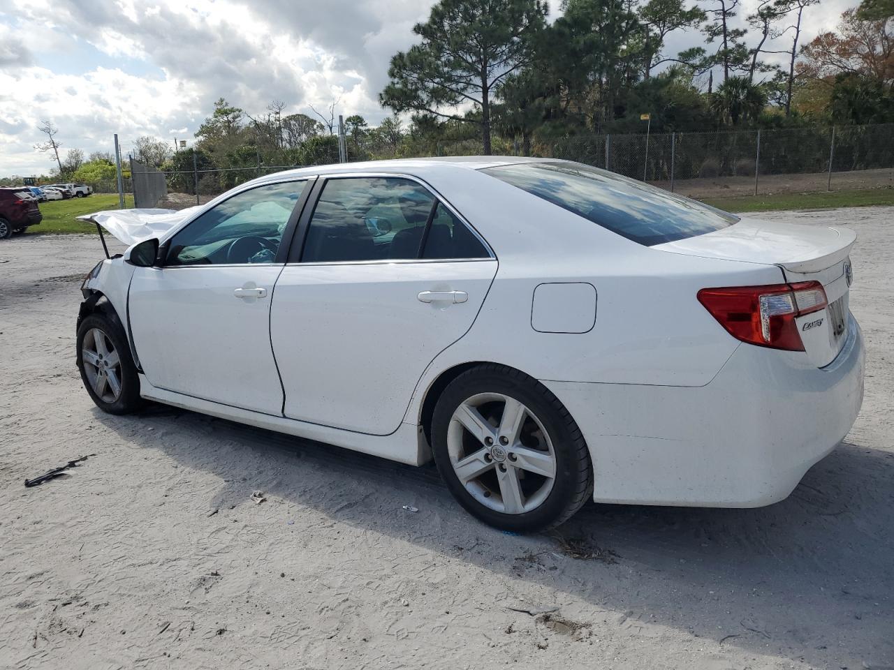 2012 Toyota Camry - Image 2