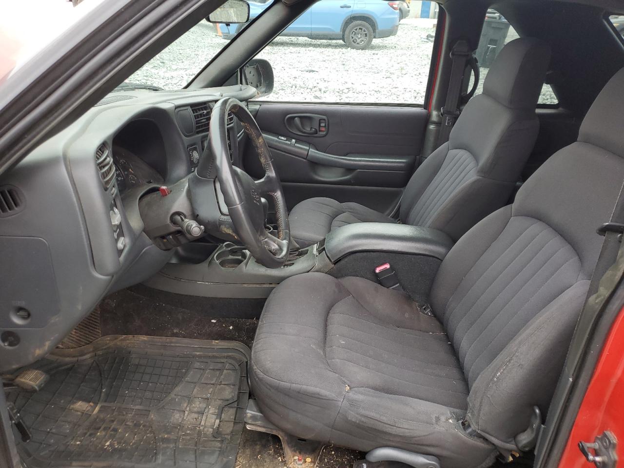 2004 Chevrolet Blazer - Image 7