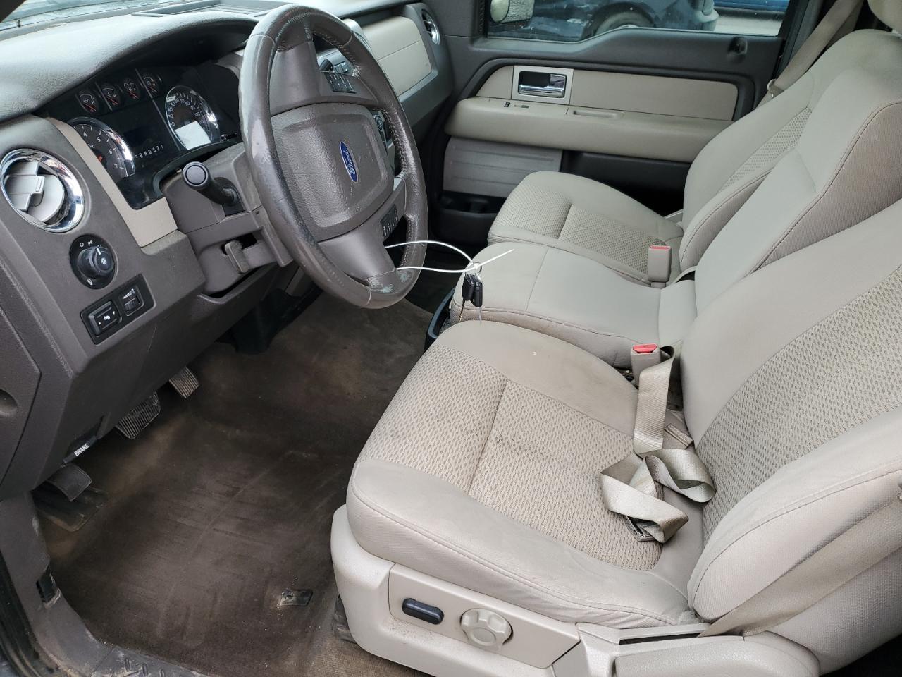 2010 Ford F-150 - Image 7