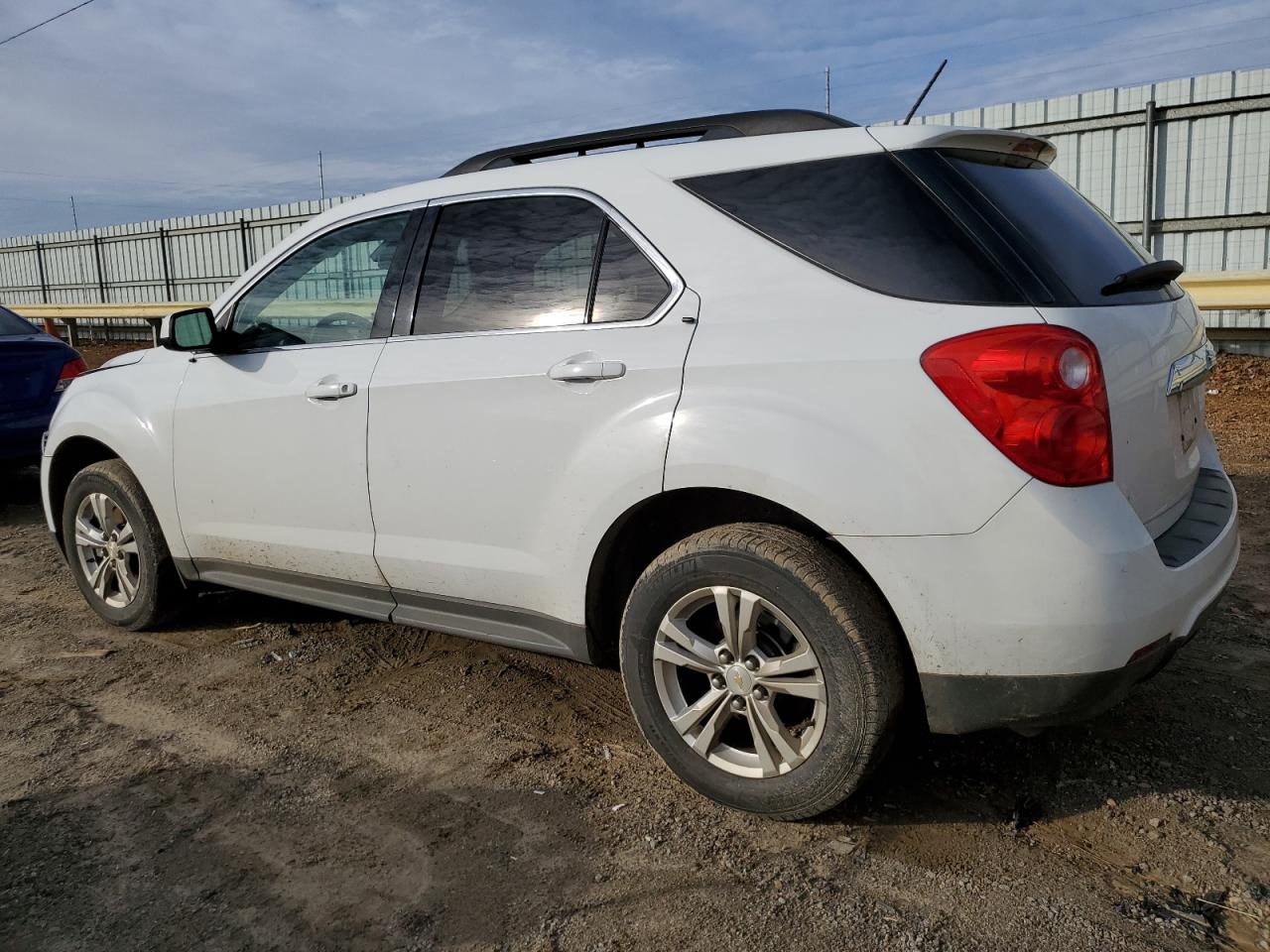 2015 Chevrolet Equinox - Image 2