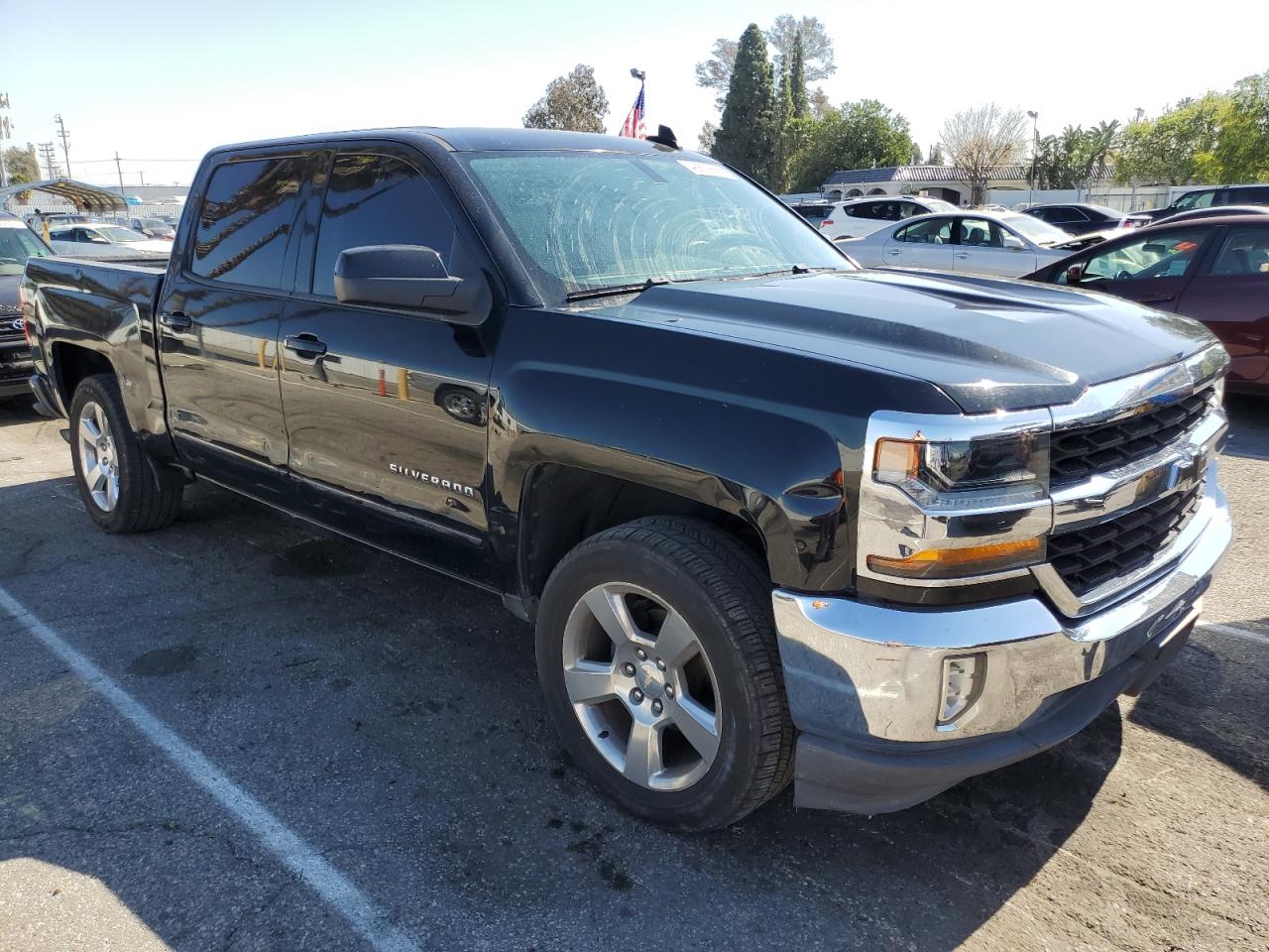 2018 Chevrolet Silverado - Image 4