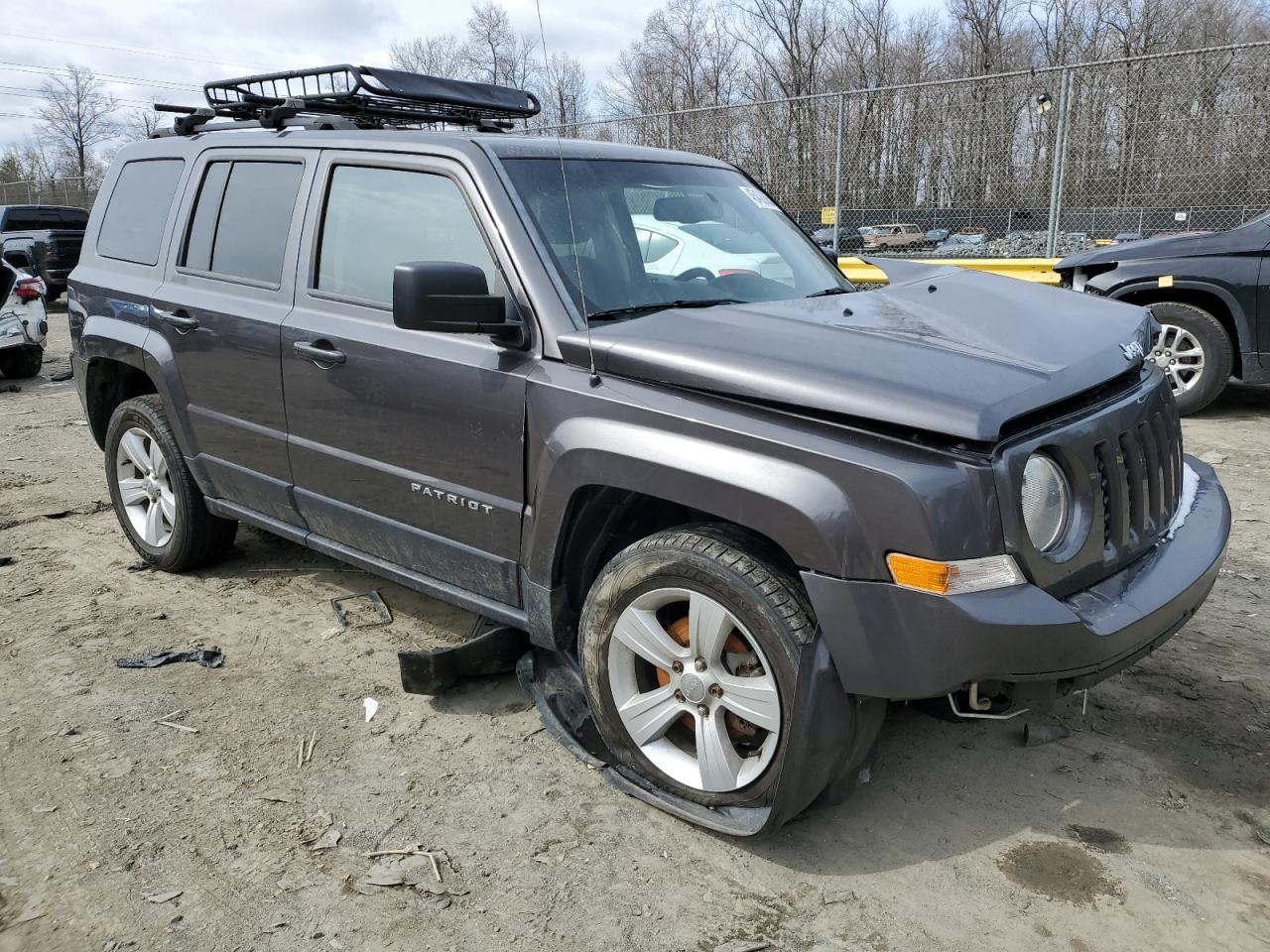 2016 Jeep Liberty (Patriot) - Image 4