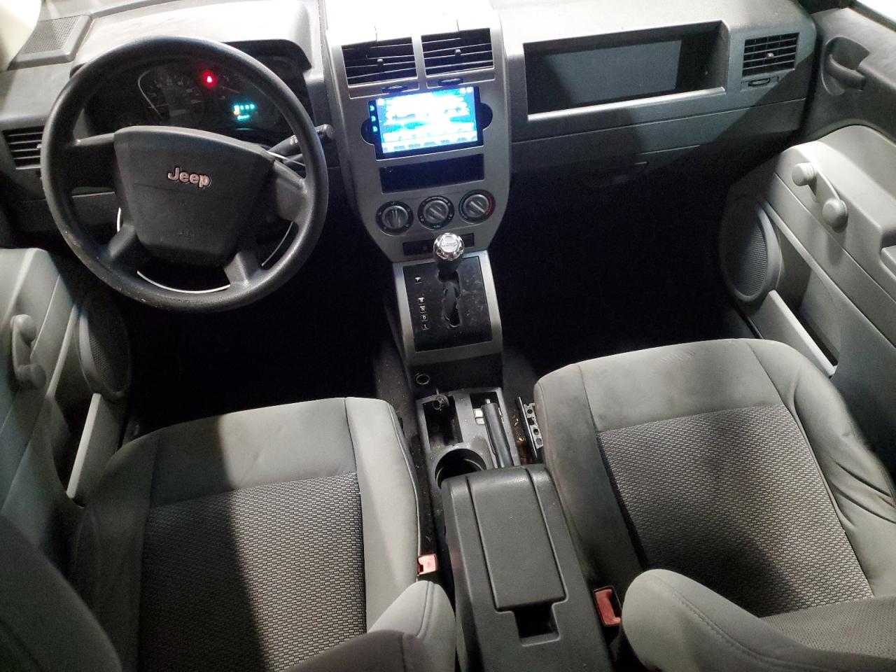 2007 Jeep Compass - Image 8