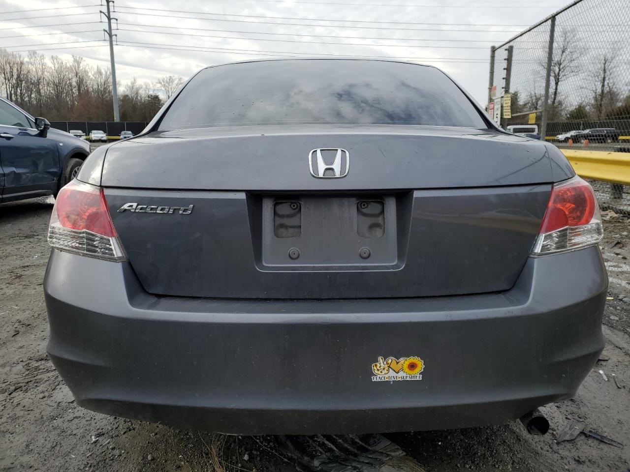2009 Honda Accord - Image 6