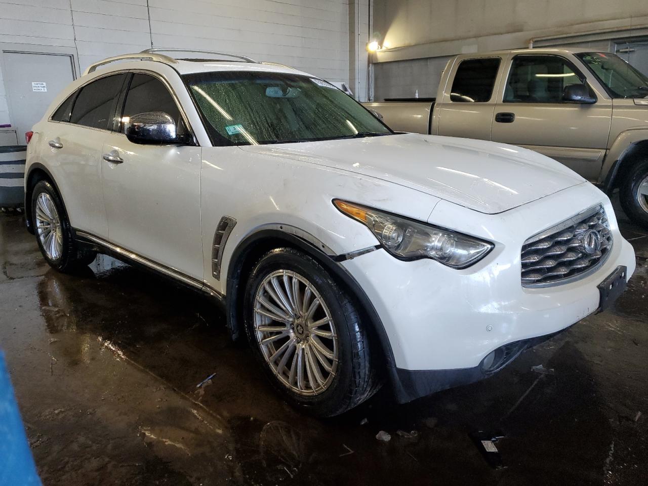 2011 Infiniti FX - Image 4