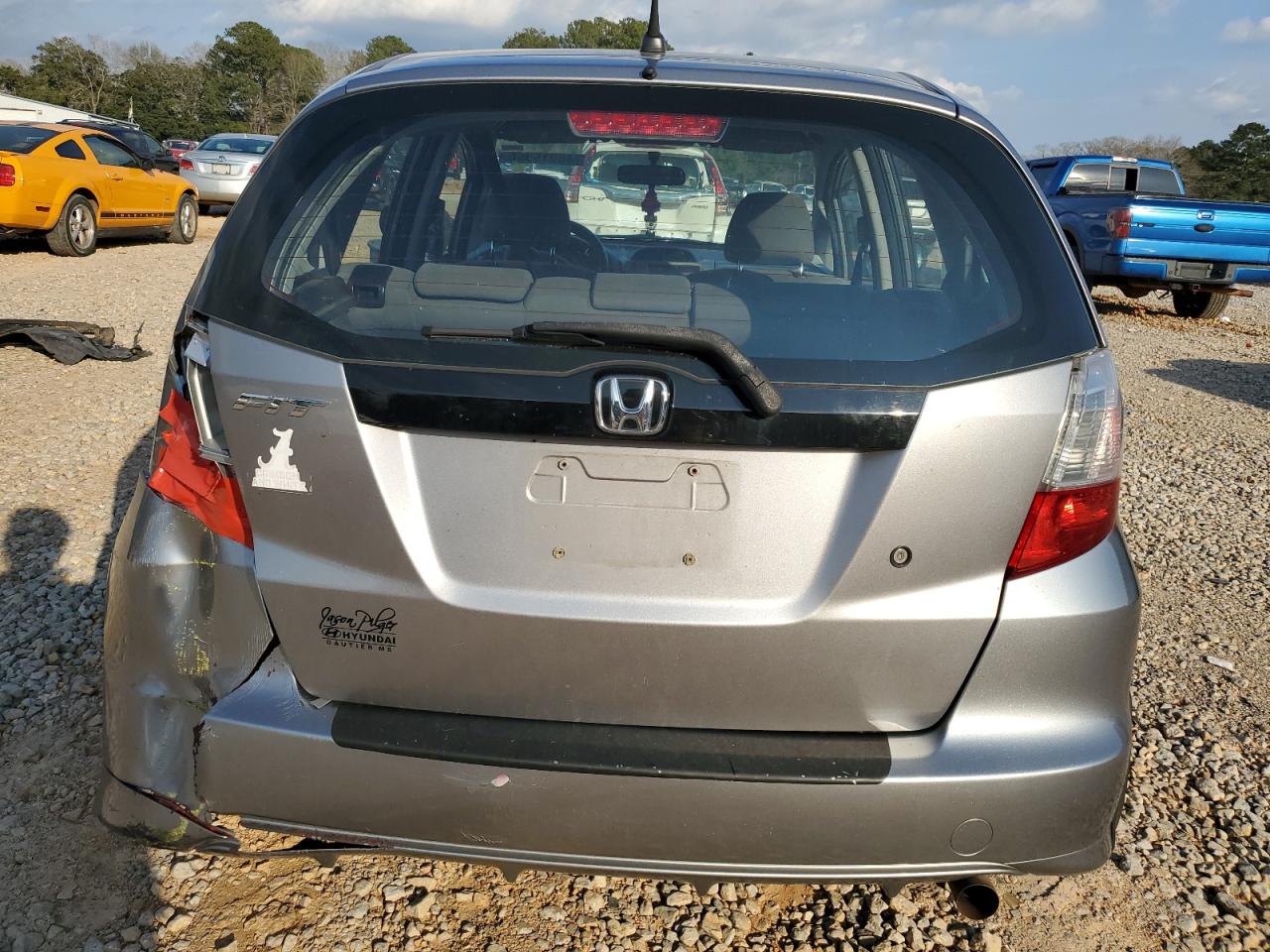 2010 Honda Fit - Image 6