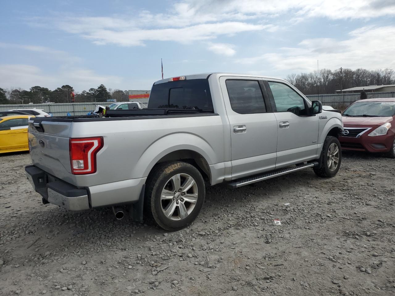 2015 Ford F-150 - Image 3