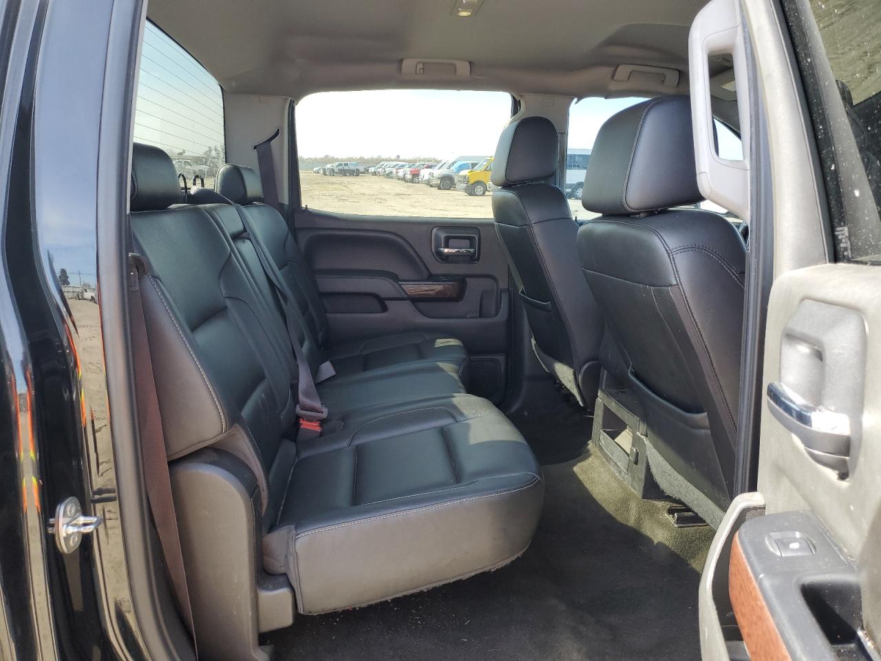 2017 GMC Sierra - Image 10