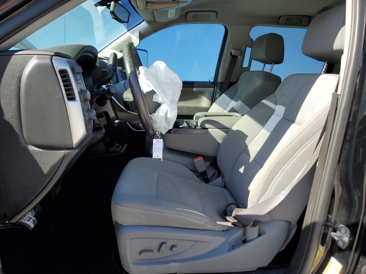 2017 Chevrolet Silverado - Image 7