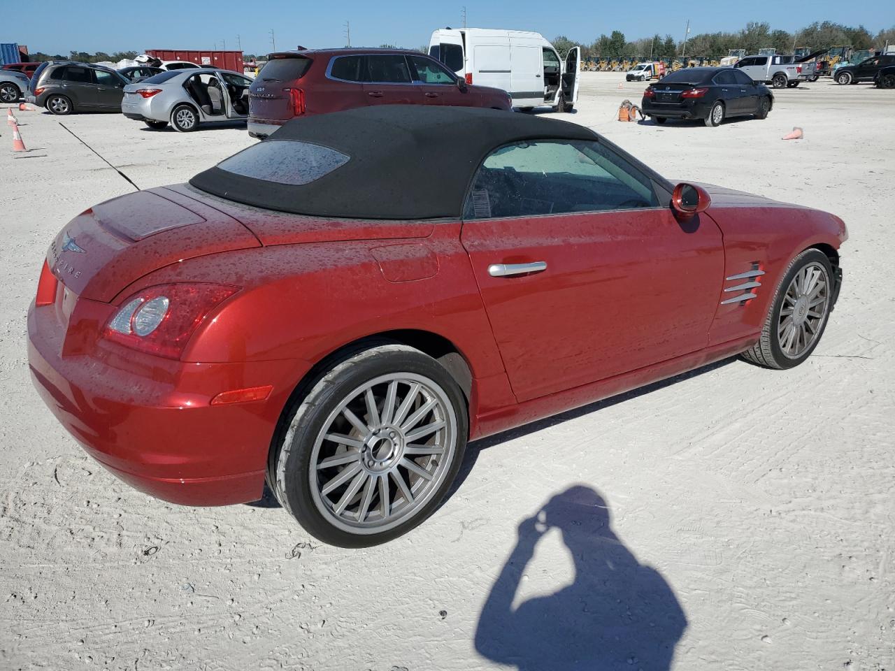 2007 Chrysler Crossfire - Image 3