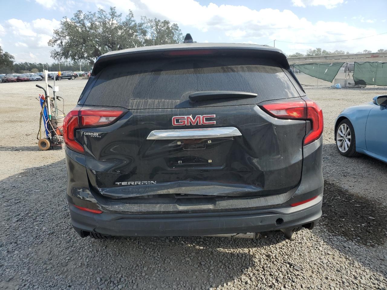 2020 GMC Terrain - Image 6