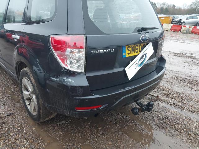 2010 SUBARU FORESTER X