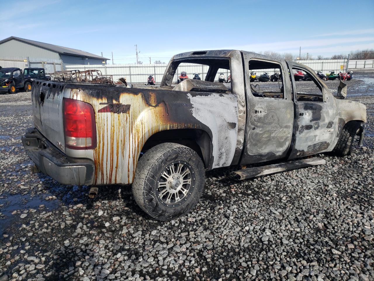 2013 GMC Sierra - Image 3