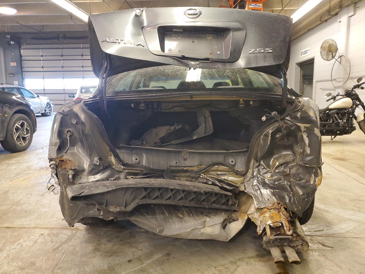2005 Nissan Altima - Image 6