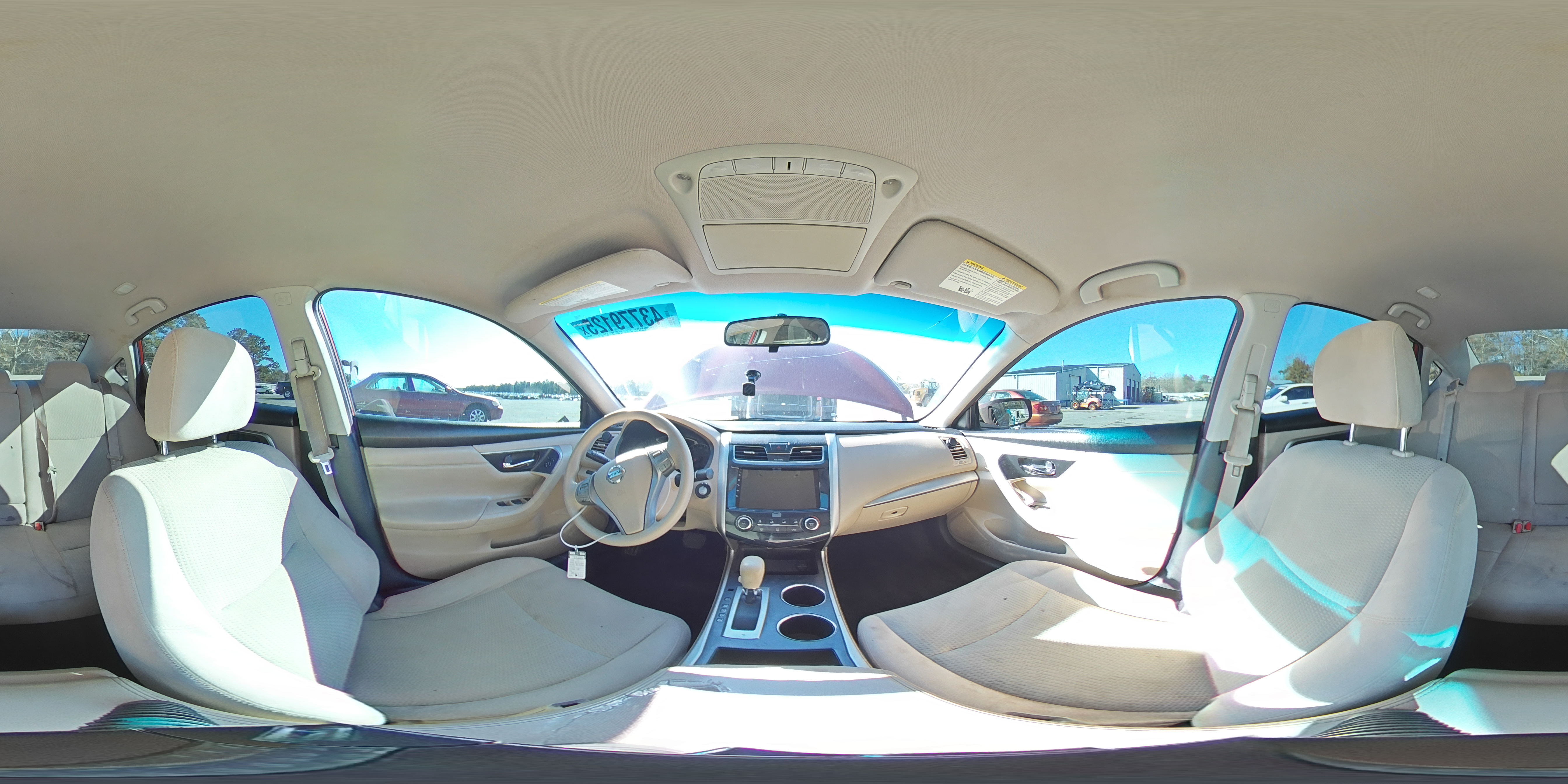 2015 Nissan Altima - Image 14