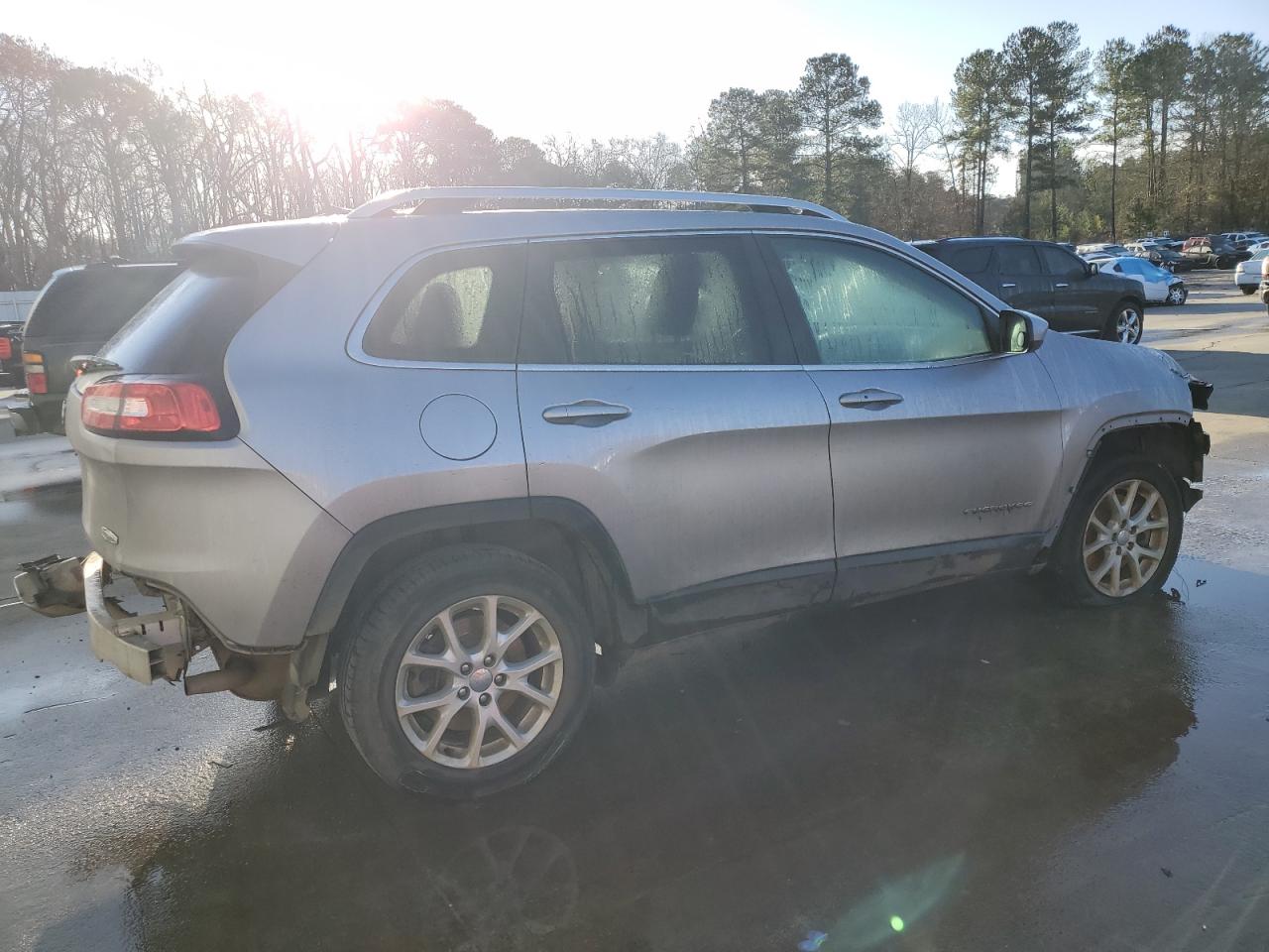 2017 Jeep Grand Cherokee - Image 3