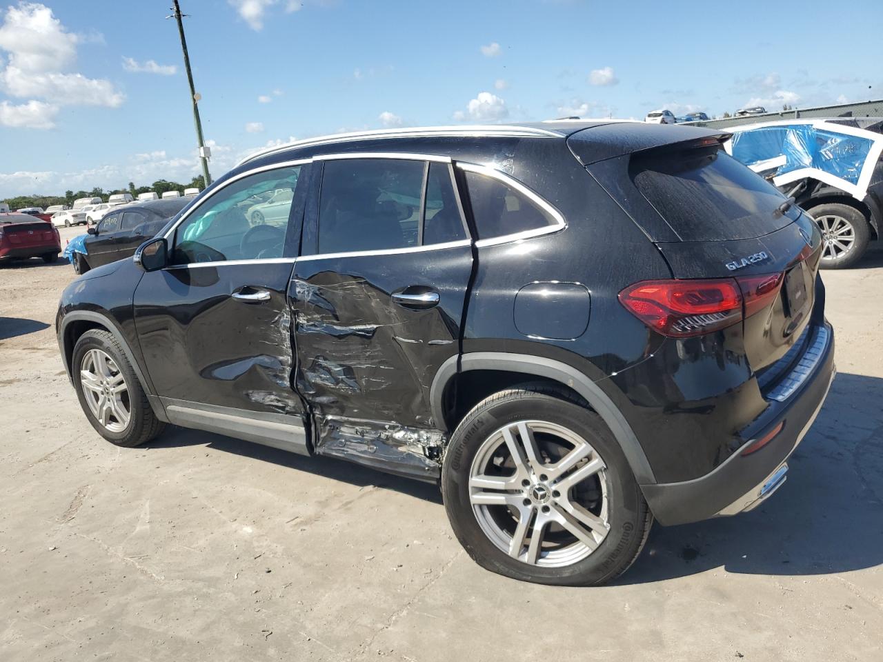 2021 Mercedes-Benz GLA-klasse - Image 2