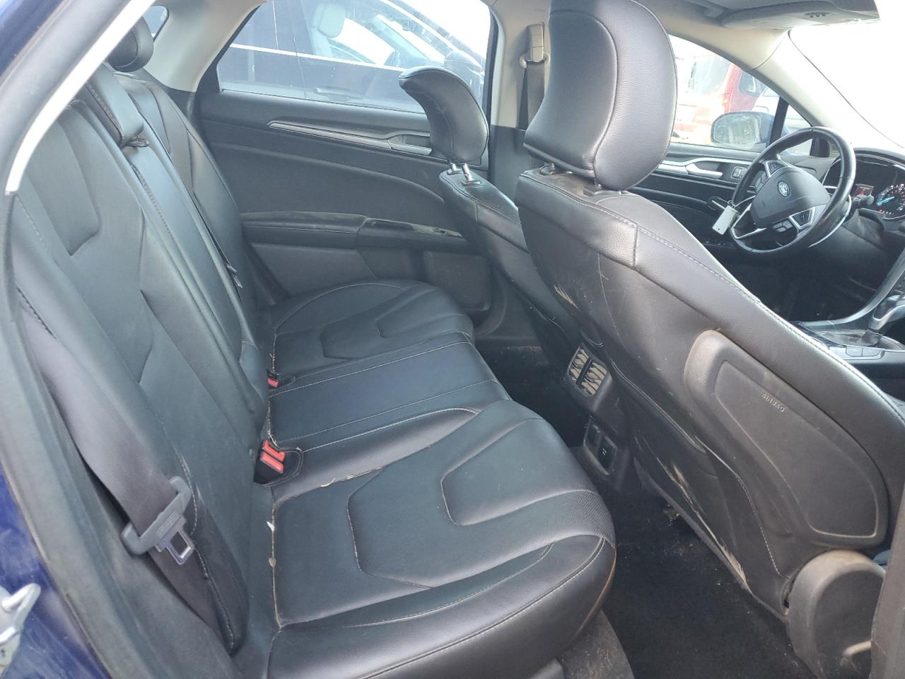 2016 Ford Fusion - Image 10