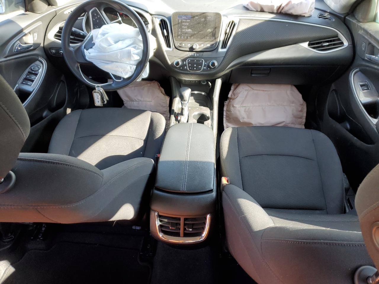 2023 Chevrolet Malibu - Image 8