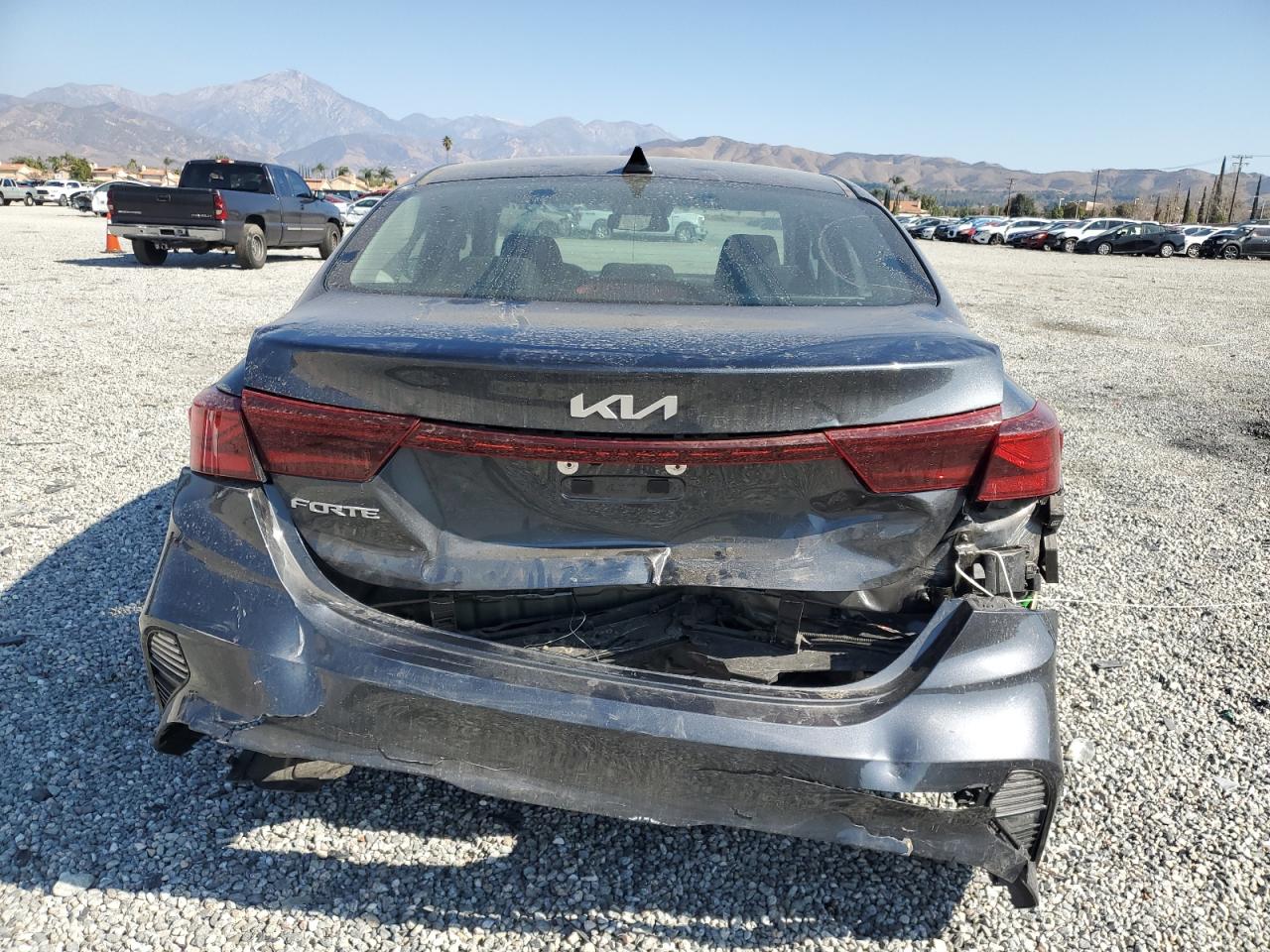 2024 Kia Forte - Image 6