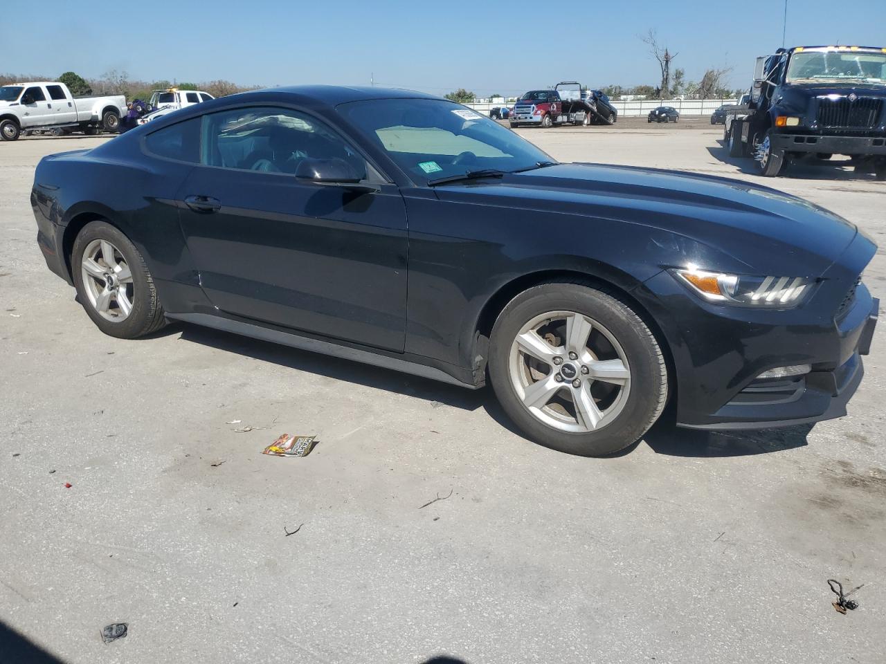 2015 Ford Mustang - Image 4