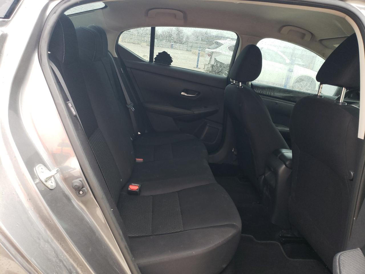 2021 Nissan Sentra - Image 10