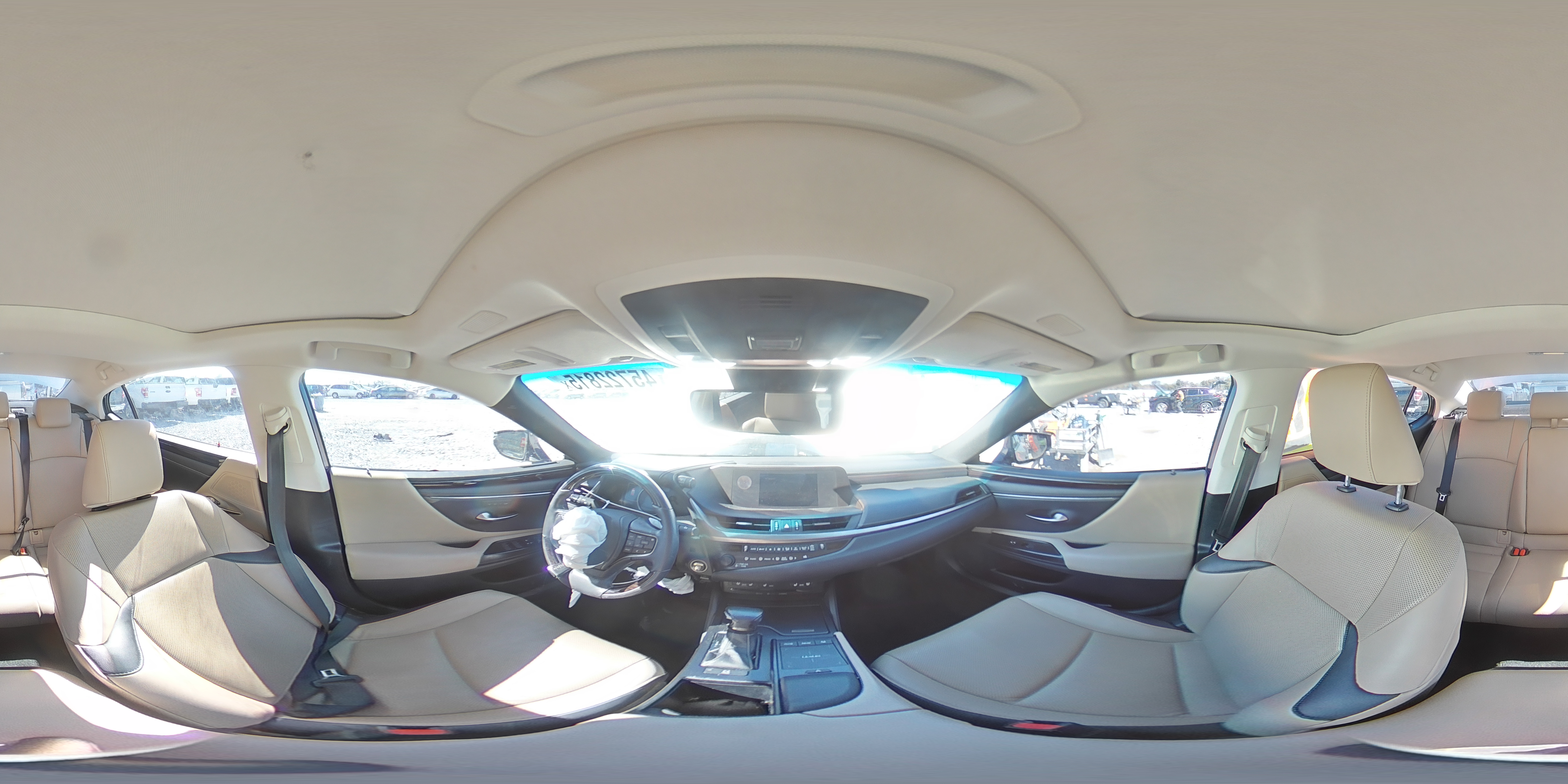 2019 Lexus ES - Image 14