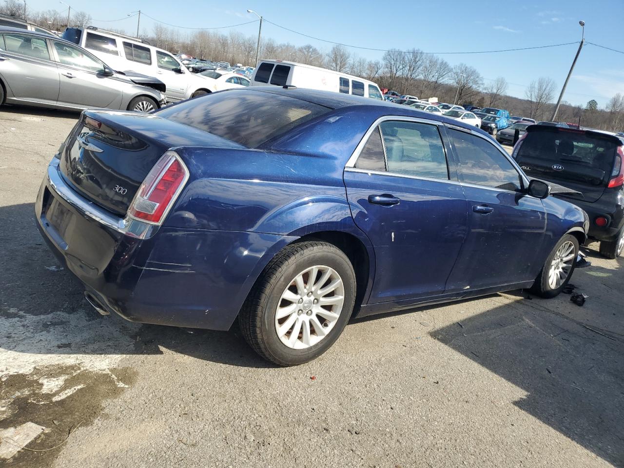 2013 Chrysler 300 - Image 3