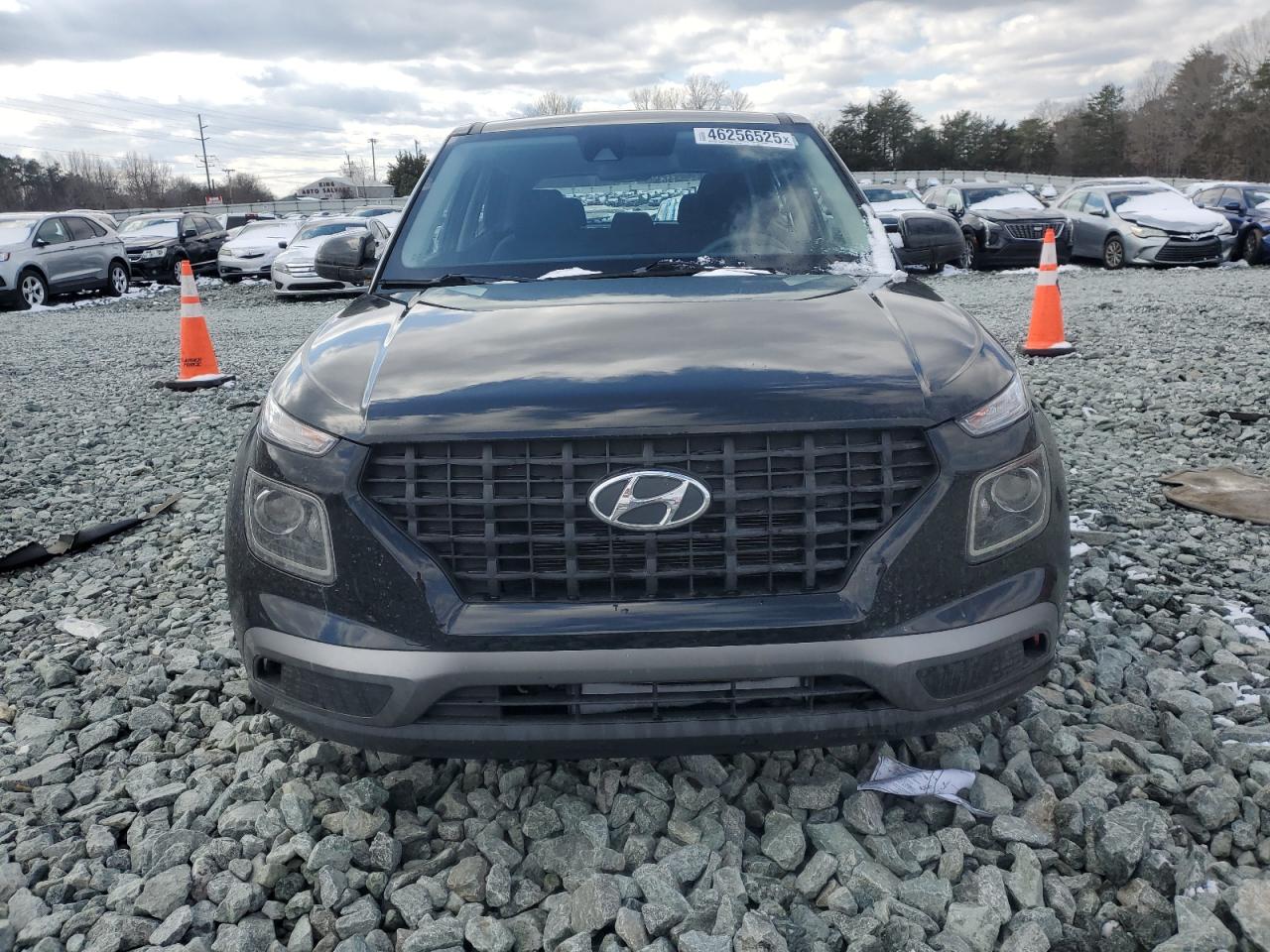 2020 Hyundai Venue - Image 5